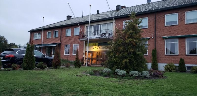 Vingaker Hotell Exterior foto